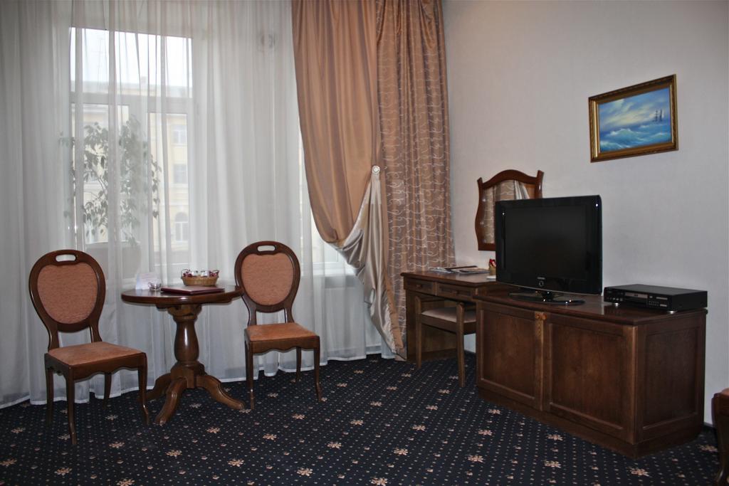 Pushkinskaya Hotel Rostov-on-Don Rum bild